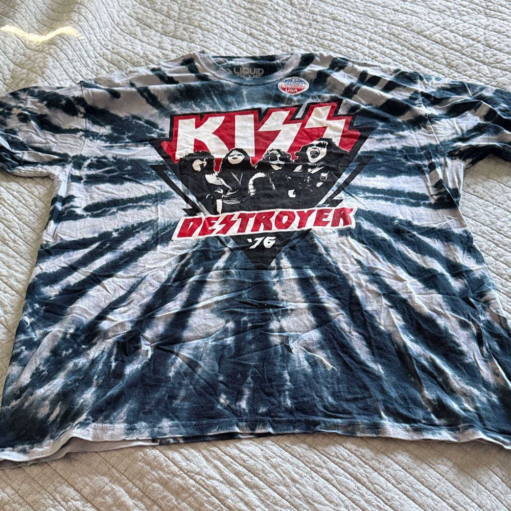 Liquid Blue KISS Destroyer '76 Tie-Dye Tee from concert never worn XXL